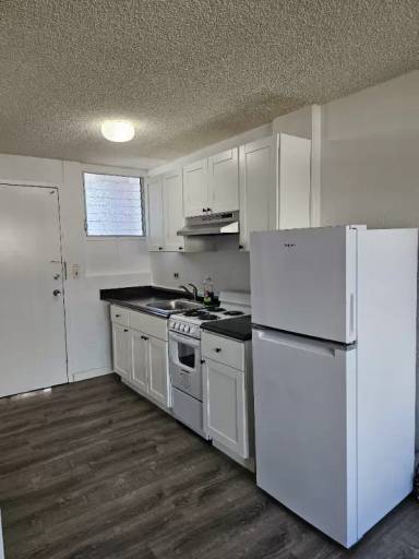 Main picture of 929 Sheridan St