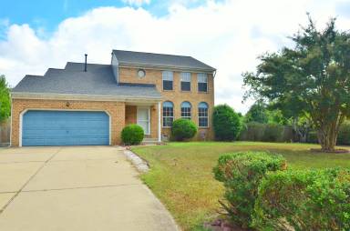 Main picture of 402 Wolf Trap Rd