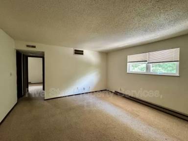 Main picture of 2070 W Washington St