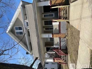 Main picture of 2032 W 98th St