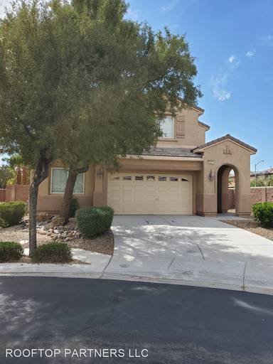 Main picture of 6161 Sapphire Gold St