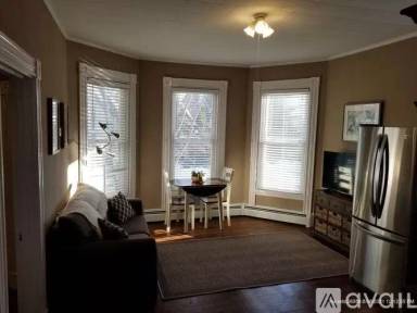 Main picture of 41 3rd St