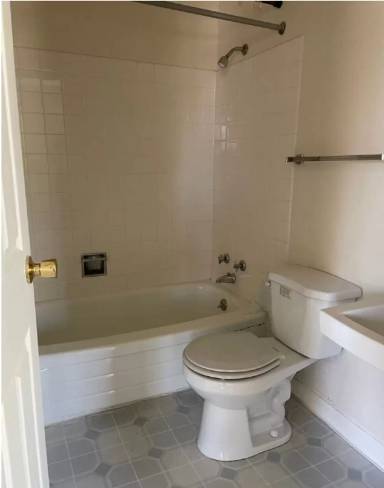 Main picture of 919 18th St S