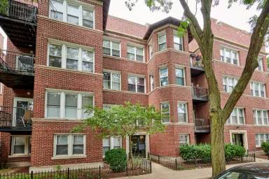 Main picture of 6830 N Ashland Blvd