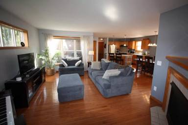 Main picture of 801 Carina Ln