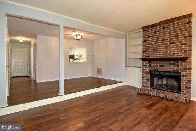 Main picture of 10451 Malone Ct
