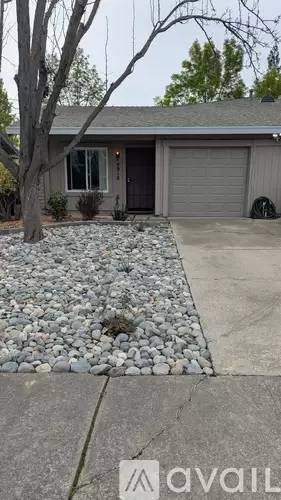 Main picture of 4918 Saddlerock Way
