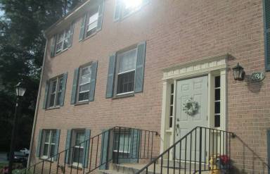 Main picture of 6034 Westchester Park Dr