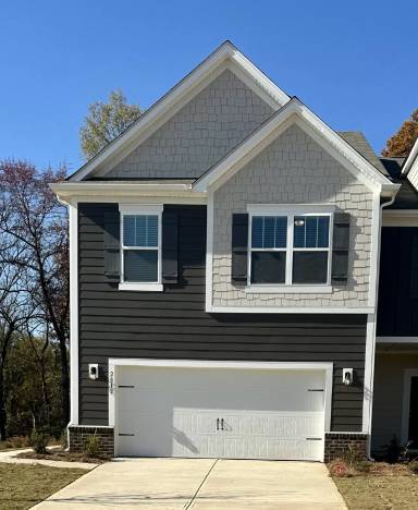 Main picture of 2819 Aubrey St