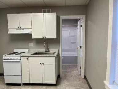 Main picture of 190 Wilson St W