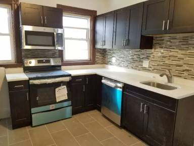 Main picture of 98 Topliff St