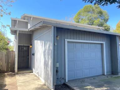 Main picture of 814 Almond St