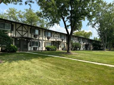 Main picture of 566 Rosanne Ln