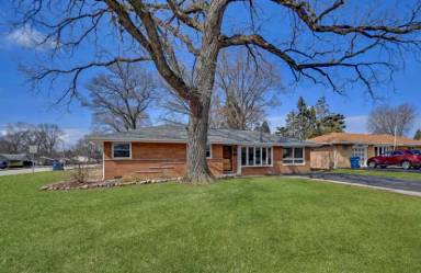 Main picture of 11458 S Neenah Ave