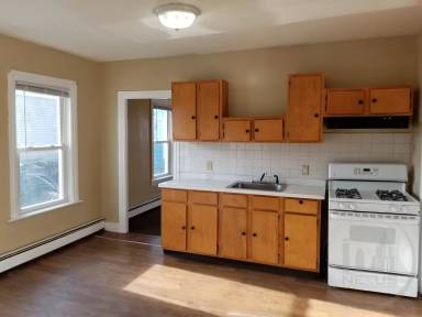 Main picture of 72 Sumner Ave