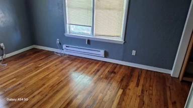 Main picture of 215 NW Arlington Ave