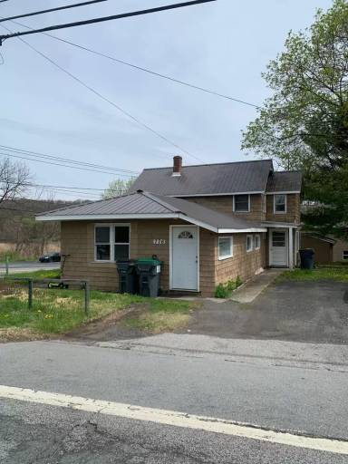 Main picture of 776 Route 284