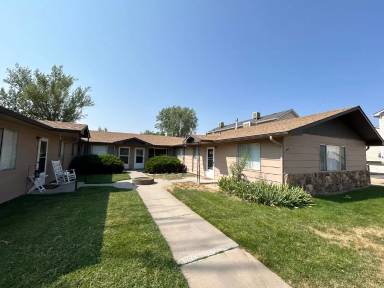 Main picture of 441 Independent Ave