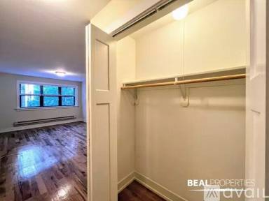 Main picture of 555 W Arlington Apartments