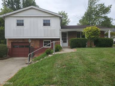Main picture of 677 Peach Tree Ln