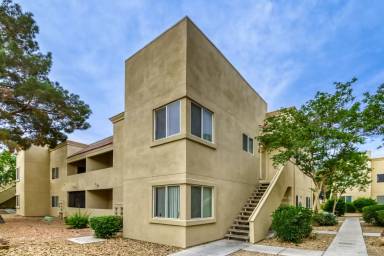 Main picture of 1806 N Decatur Blvd