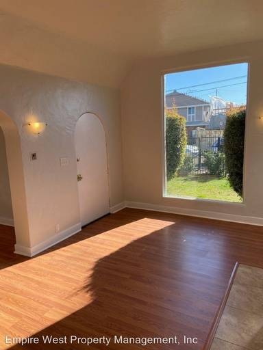 Main picture of 11433 Hatteras St