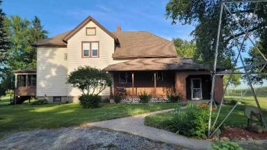 Main picture of 8290 E 6000N Rd