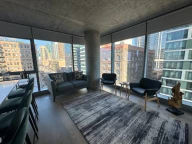Main picture of 1358 S Wabash Ave