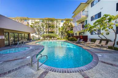 Main picture of Marina Gateway Condos Del Rey