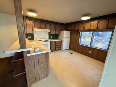 Main picture of 1122 NW Stannium Rd