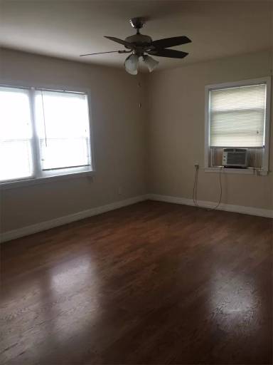 Main picture of 103 Hunt St