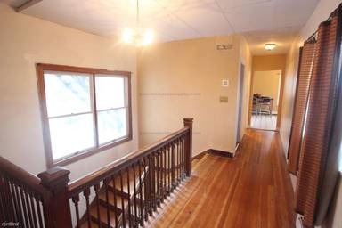 Main picture of 54 Coolidge St