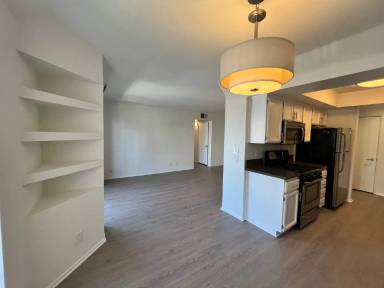 Main picture of 4824 Craner Ave