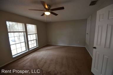 Main picture of Cypress Pointe at Lake Orlando Condominium