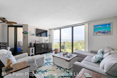 Main picture of Oceans West One