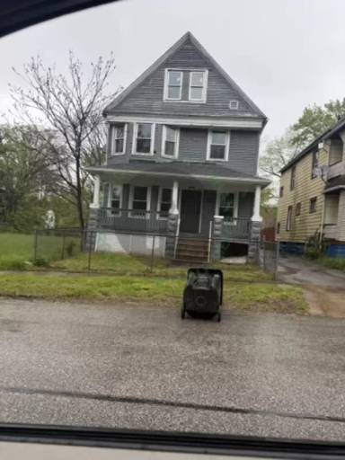 Main picture of 10303 Sophia Ave
