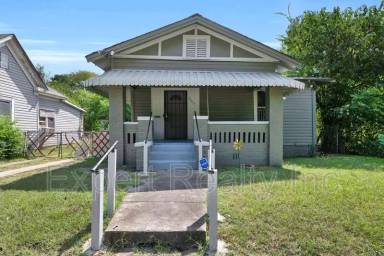 Main picture of 6309 3rd Ave S