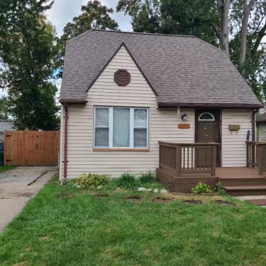 Main picture of 23345 Hazelwood Ave