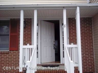 Main picture of 10 Bromley Dr