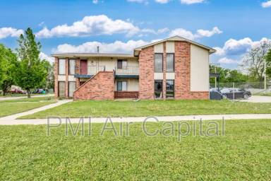 Main picture of 535 S Lulu Ave