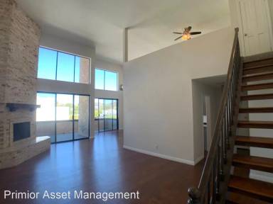 Main picture of 10327 Missouri Ave