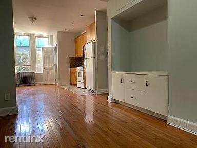 Main picture of 6025 67th Ave