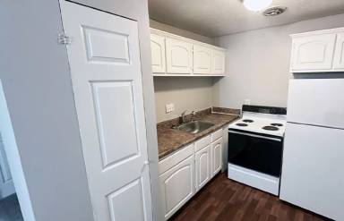 Main picture of 714 Clifton Colony Dr