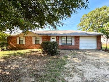 Main picture of 46 El Camino Dr