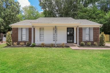 Main picture of 2126 Morning Vista Dr