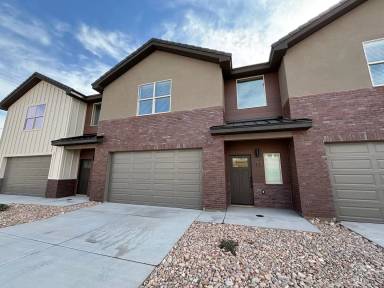 Main picture of 545 W 100 N