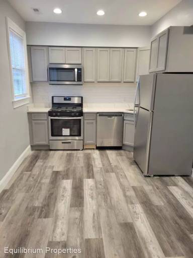 Main picture of 4524 Iowa Ave NW