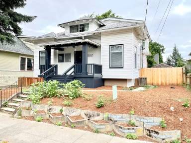 Main picture of 4906 NE 22nd Ave