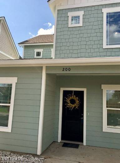 Main picture of 200 Munro St