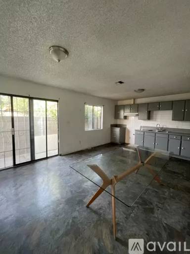 Main picture of 3211 Vineland Ave
